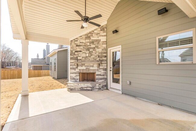 102 Brian Dr unit 38777219, Warner Robins, GA 31088 - photo 7