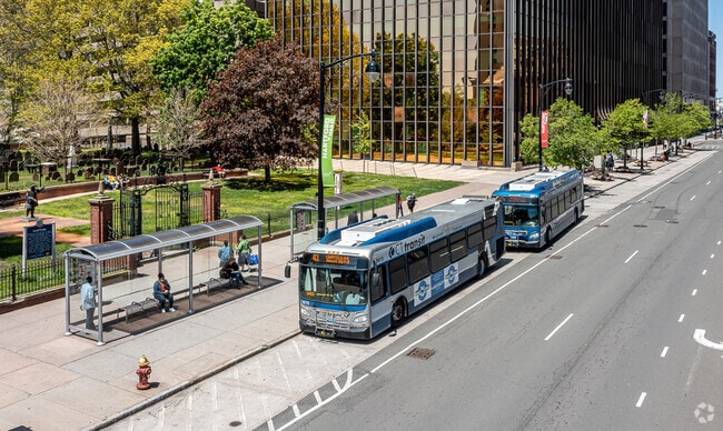 Connecticut Transit offers extensive bus service between Downtown Hartford and all surrounding towns.