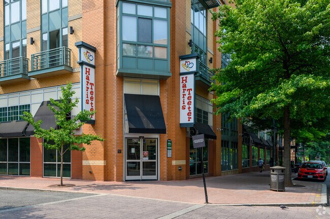 Grab the essentials at Harris Teeter in Fairlington.