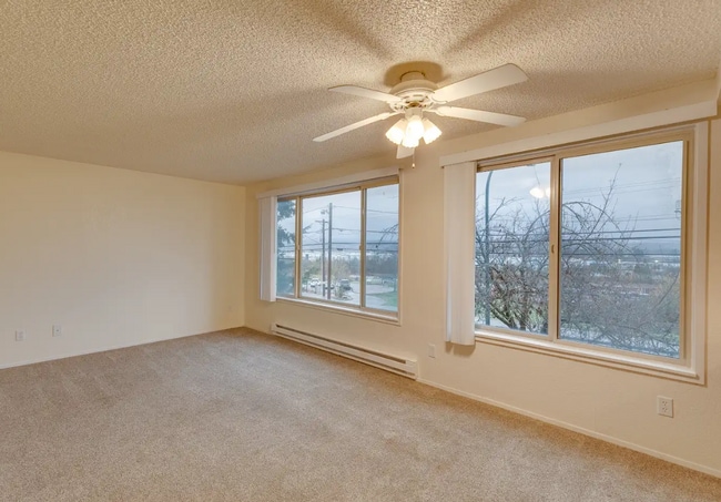 Evergreen Residences, Everett, WA 98201 - photo 4