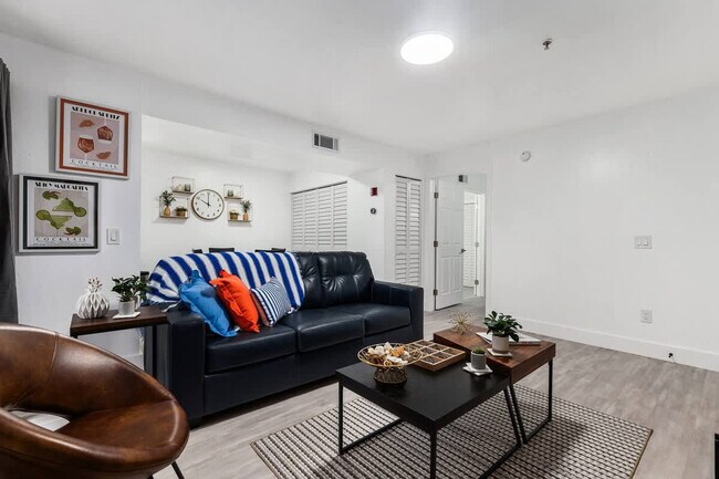 2360 SW Archer Rd unit ID1356332P, Gainesville, FL 32608 - photo 7