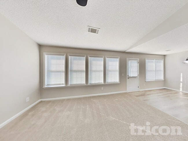 962 Vera Ct, Winder, GA 30680 - photo 3