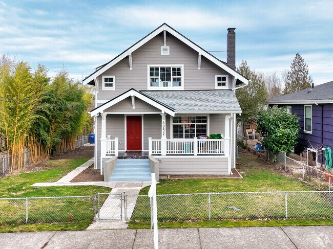 Fenced home in Seward Park.