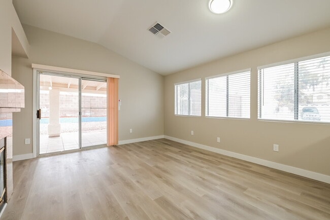 4421 La Lima Ct, Las Vegas, NV 89130 - photo 4