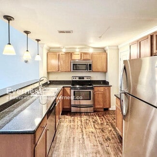 525 E Grace St Unit 205, Richmond, VA 23219