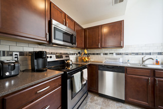 405-409 S 16th St, Omaha, NE 68102