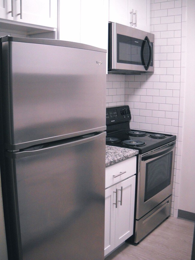 2215 Arch St, Philadelphia, PA 19103