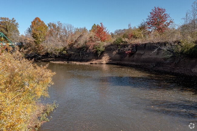 Harpeth River runs through the heart of Forrest Hills.