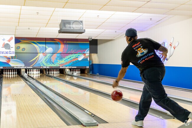 Oak Heights residents Lace up their shoes and roll into a competition at Mockingbird Lanes.