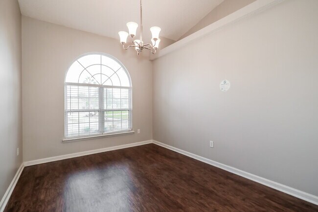 2703 Ian Ct, Middleburg, FL 32068 - photo 5