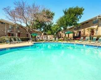 4250 Saturn Rd, Garland, TX 75041