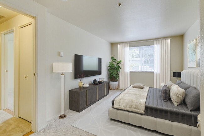 Evergreen Heights, Kirkland, WA 98034 - photo 7