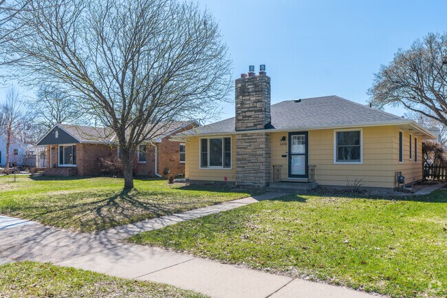 A pair of ranch-style homes in the Windom neighborhood.