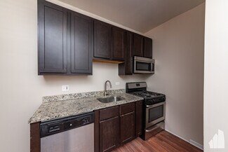 3751 W Sunnyside Ave Unit 3, Chicago, IL 60625