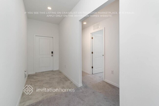 4323 Palatina Way, North Fort Myers, FL 33917 - photo 2