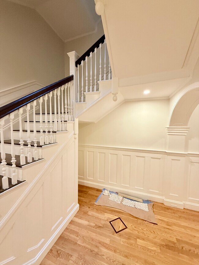 1726 Beacon St, Brookline, MA 02445 - photo 3