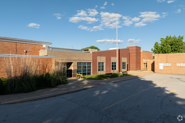 Jana Elementary School serves students in grades PK-5.