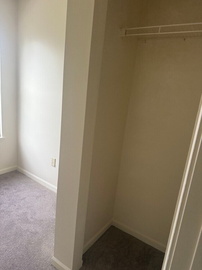 535 Hope St, Lima, OH 45804 - photo 4