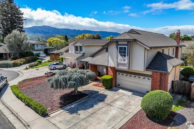 Older homes built in the 80's are common in Graystone.