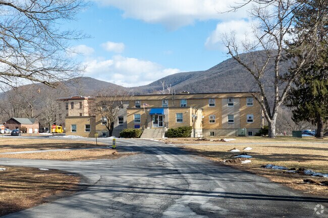 The Beacon School District is centralized in the center of the community and manages all the local schools.