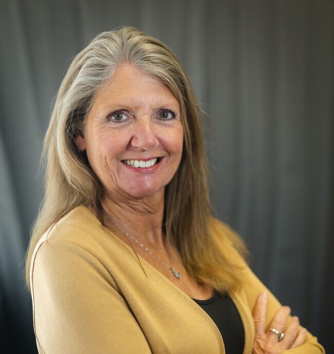 Ronda Bjornson-Main