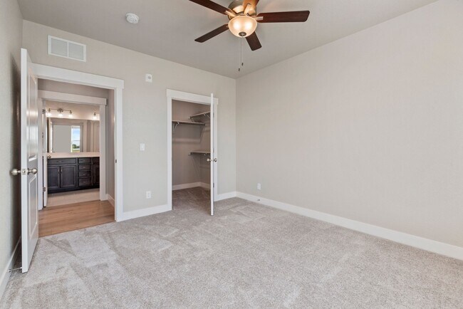 4210 Vulcan Creek Dr unit 102, Loveland, CO 80538 - photo 7