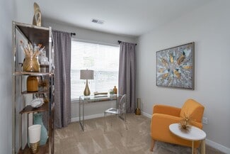 501 Commonwealth Dr, Yorktown, VA 23693