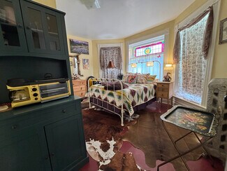 425 S Washington St Unit Furnished, quiet, clean, kitchenette #3, Dillon, MT 59725