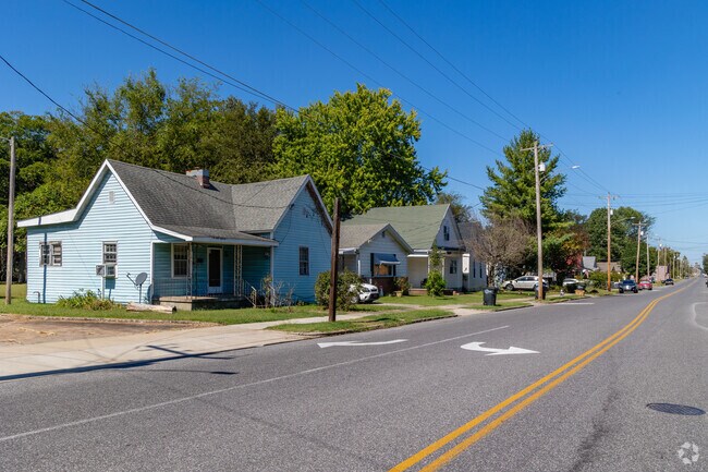 Rows of homes line the roads surrounding Kolb Park.