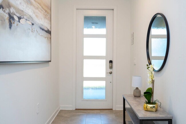 4319 Scene Ln unit ID1280834P, Kissimmee, FL 34746 - photo 2