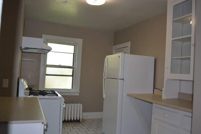 1010 Dudley Ave unit 3, Utica, NY 13501 - photo 2