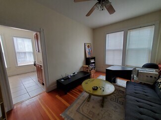 68 Plymouth St Unit 1, Cambridge, MA 02141