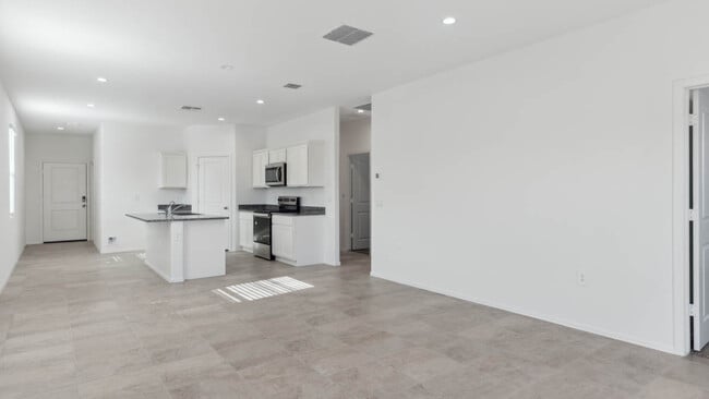 9019 S Palo Verde Dr, Apache Junction, AZ 85120 - photo 5