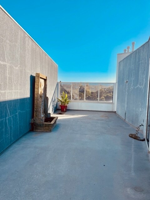 171 N Church Ln unit PH10, Los Angeles, CA 90049 - photo 5