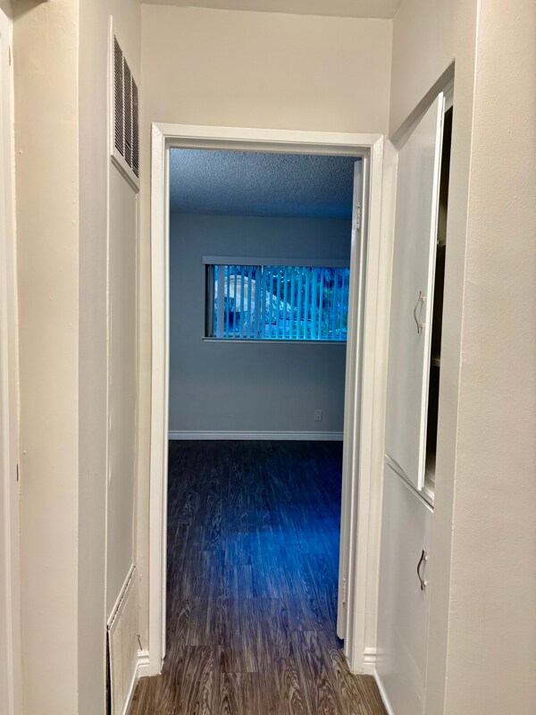 1595 E Chevy Chase Dr unit 24, Glendale, CA 91206 - photo 7