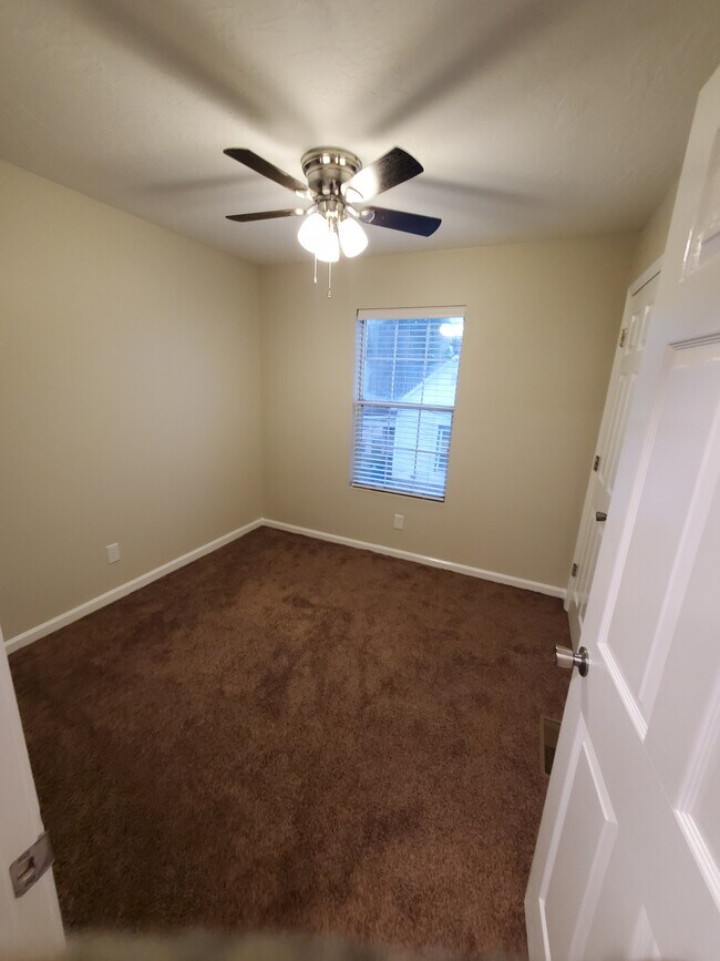 405 Church St unit A, Martin, TN 38237 - photo 6