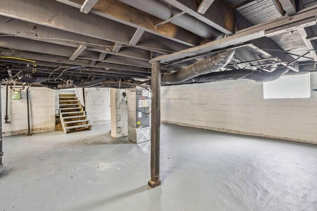 60 Schultz Ave, Columbus, OH 43222 - photo 7