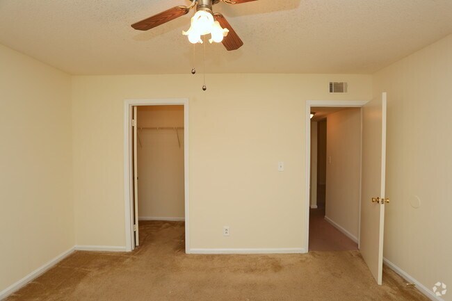 Hidden Lakes, Macon, GA 31204 - photo 4