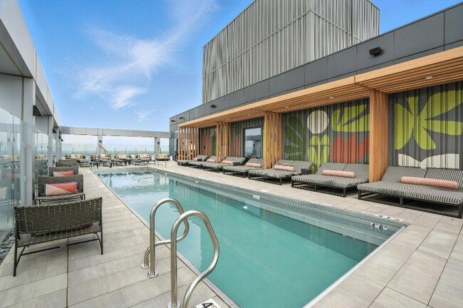 1104 W Carroll Ave, Chicago, IL 60607 - photo 6