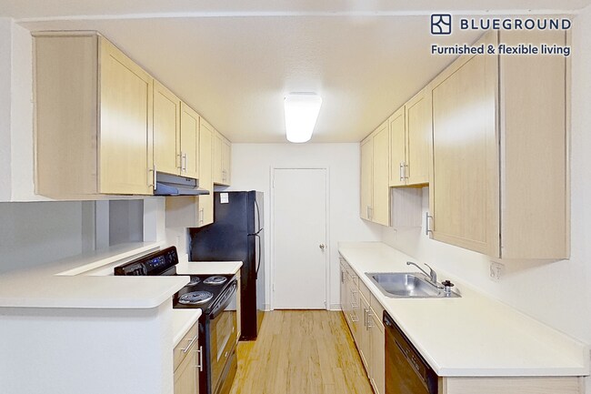 231 Woodcreek Common unit FL3-ID5676A, Fremont, CA 94539 - photo 6