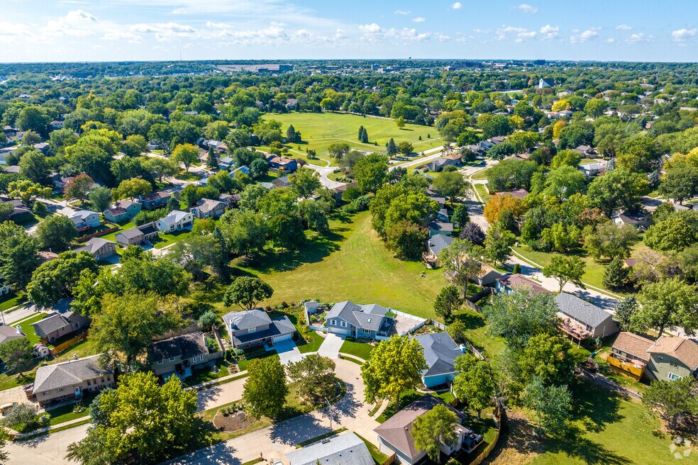 NH_Willow Wood_536828_020524_P1_ZK_V3