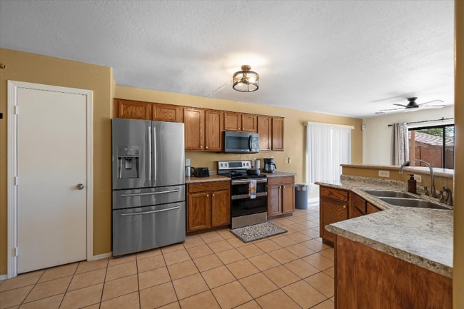 7315 W Cordes Rd, Phoenix, AZ 85043 - photo 5