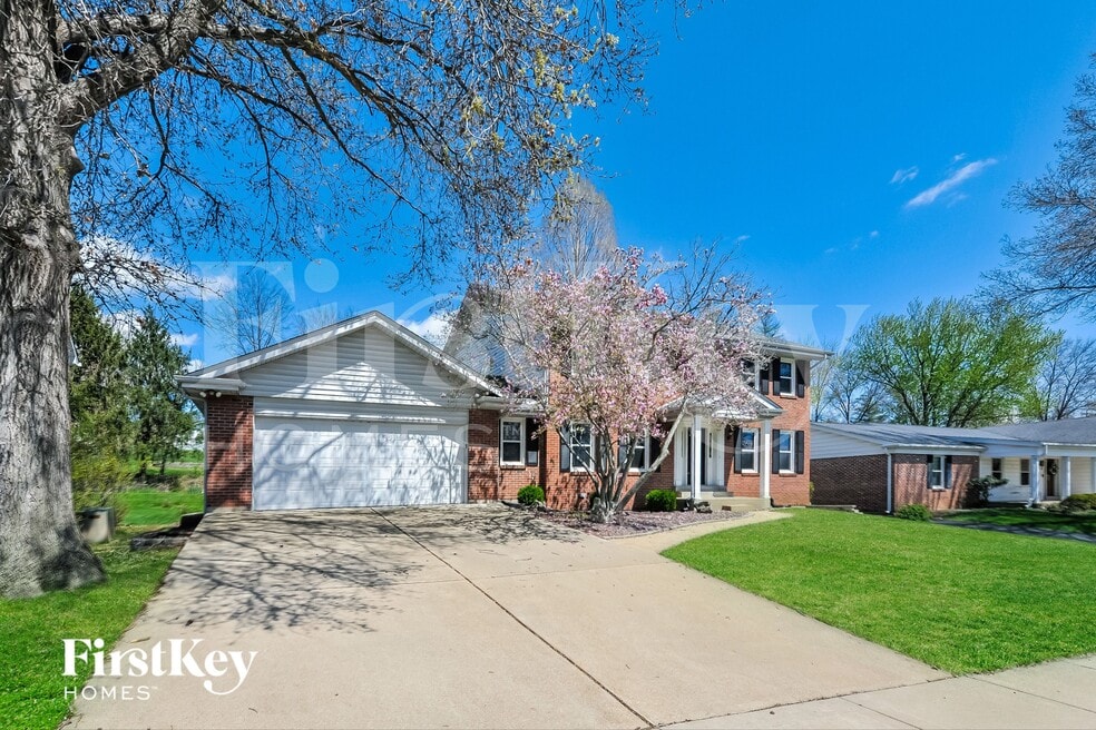 14545 Appalachian Trail, Chesterfield, MO 63017 - photo 1