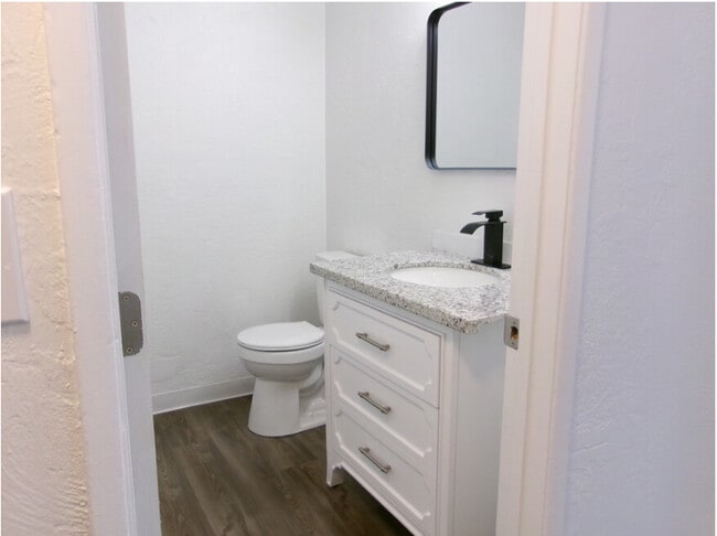 Royvonne Hills Apartments, Salem, OR 97302 - photo 7