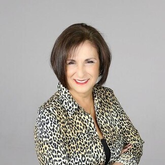 Leonor Carnoske