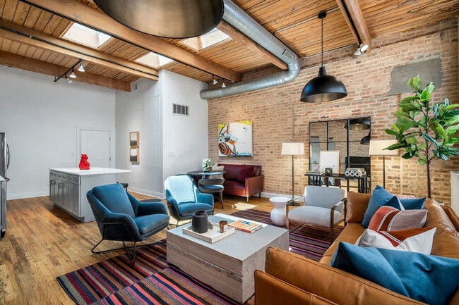 1152 W Randolph St unit ID1360082P, Chicago, IL 60607 - photo 2