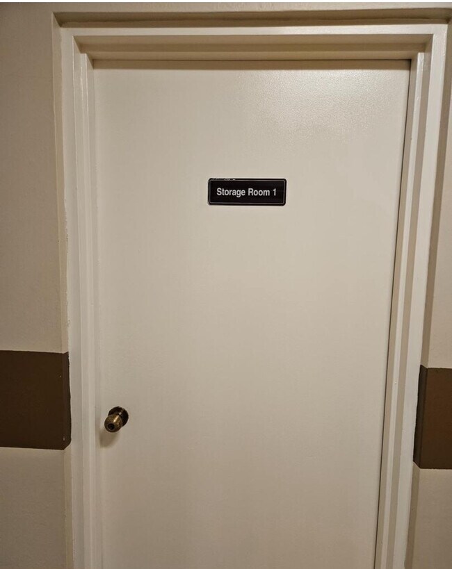 Skyline Square North and South unit 402 S, Falls Church, VA 22041 - photo 4