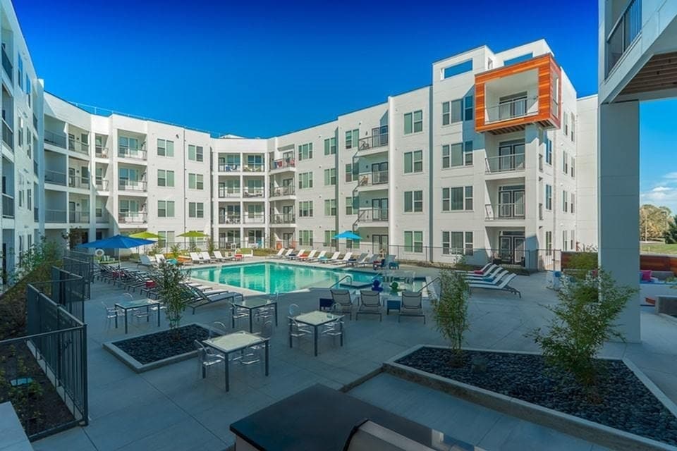 801 Polaris, Columbus, OH 43240 - photo 1