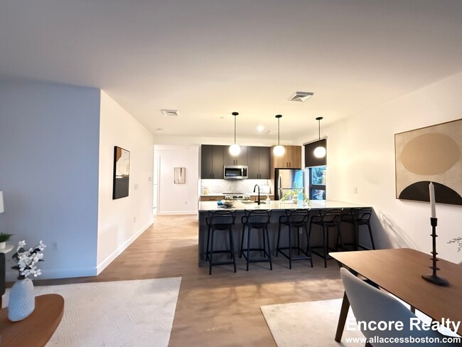 199 Gardner St unit 113, Boston, MA 02132 - photo 7