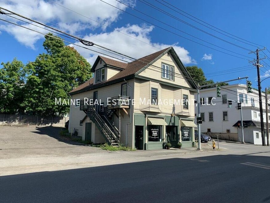 99-101 Center St
